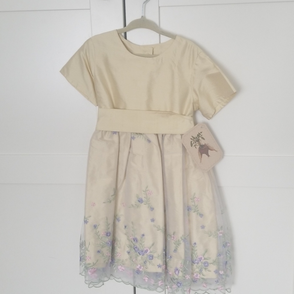 Linen &cotton silk style embroidered dress sz 3t